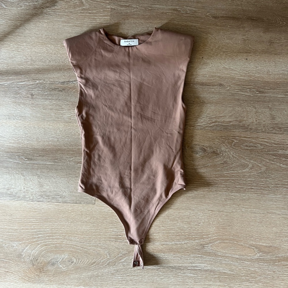 Padded Shoulder Babaton Contour Body Suit